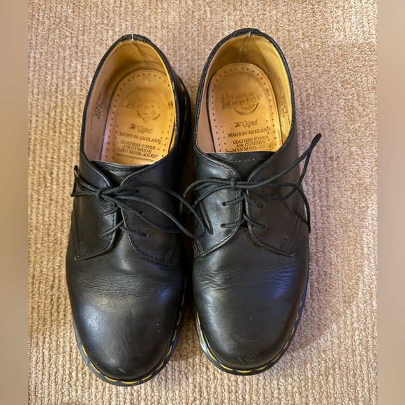 Vintage Dr. Martens Black Leather 1461 Black Leather greasy 3 eyelet Oxford shoe - Picture 3 of 10